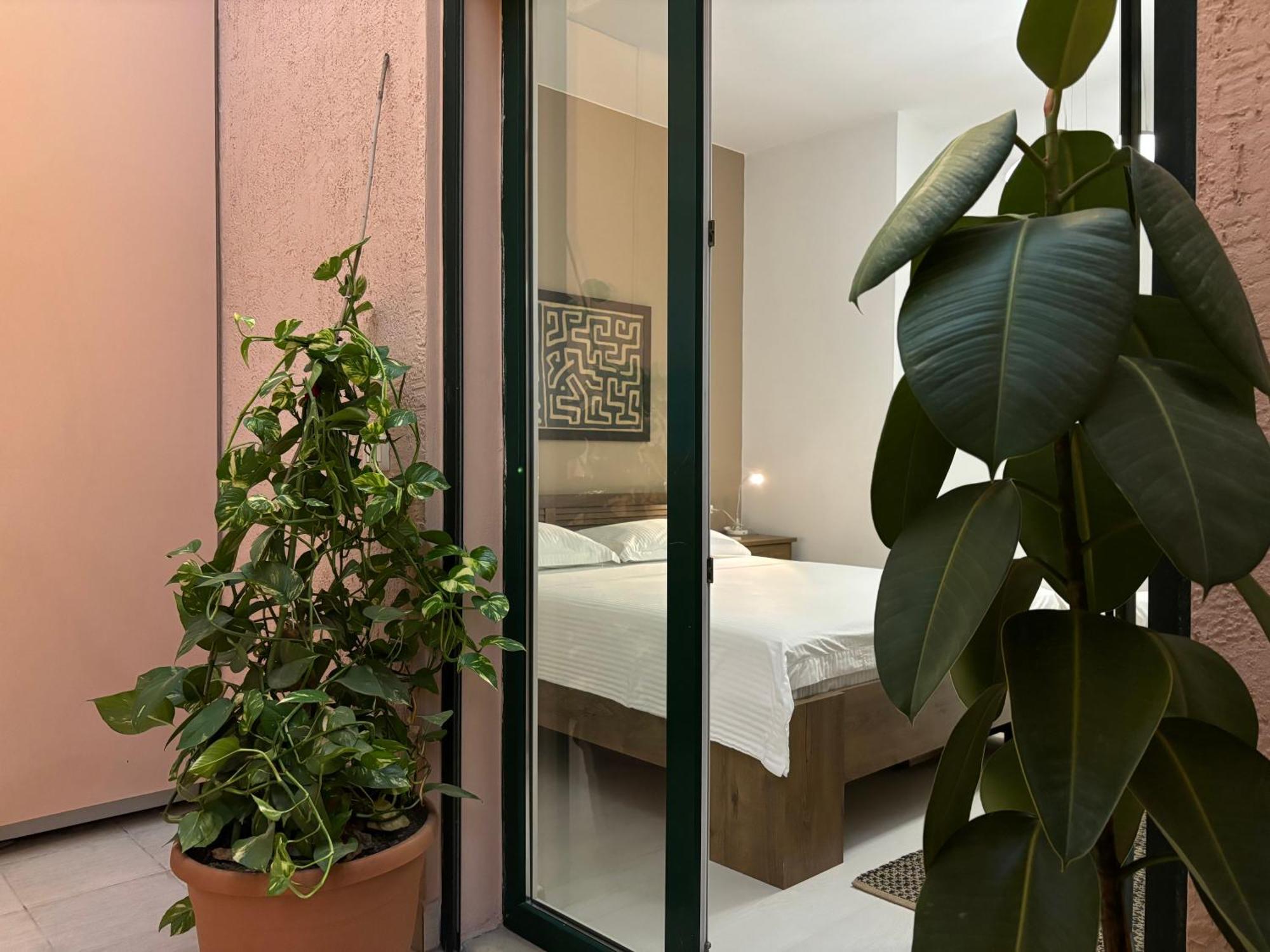 Tam Serviced 2Bdr Apartment City Center No6 Тирана Экстерьер фото